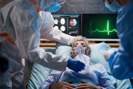infected-patient-in-quarantine.jpg