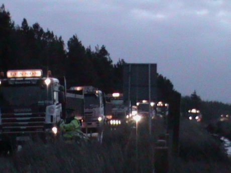 Click on image to see full-sized version Quarry trucks all blocked up